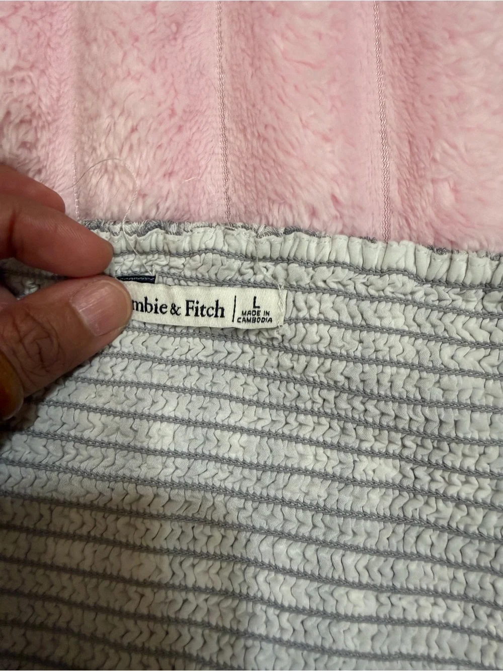 Abercrombie & Fitch stylish gray